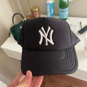 Black NY Yankees Trucker Hat